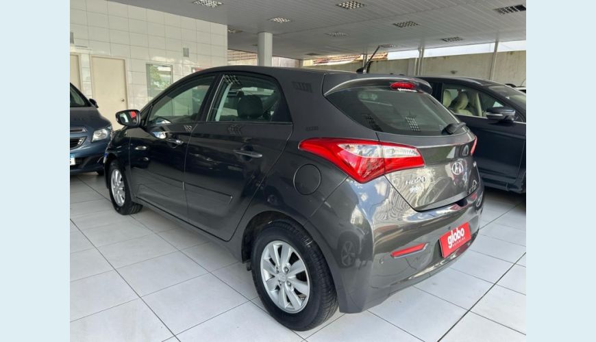 HYUNDAI HB 20 1.6 COMFORT STYLE 16V FLEX 4P MANUAL - CINZA - 2014 Foto 5 (Grande)
