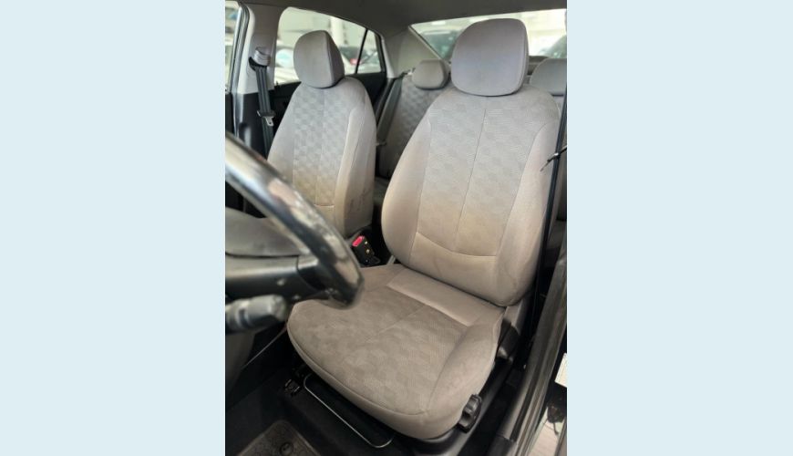 HYUNDAI HB 20S 1.6 COMFORT PLUS 16V FLEX 4P MANUAL - PRETO - 2019 Foto 5 (Grande)