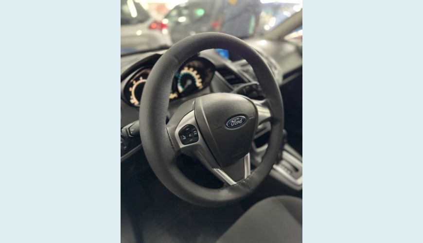 FORD FIESTA 1.6 SE HATCH 16V FLEX 4P POWERSHIFT - PRETO - 2014 Foto 5 (Grande)