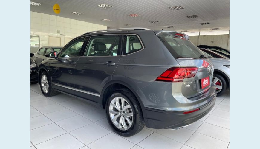 VOLKSWAGEN TIGUAN 1.4 250 TSI TOTAL FLEX ALLSPACE COMFORTLINE TIPTRONIC - CINZA - 2018 Foto 5 (Grande)