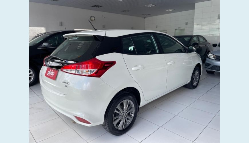 TOYOTA YARIS 1.5 16V FLEX XL PLUS CONNECT MULTIDRIVE - BRANCO - 2020 Foto 5 (Grande)