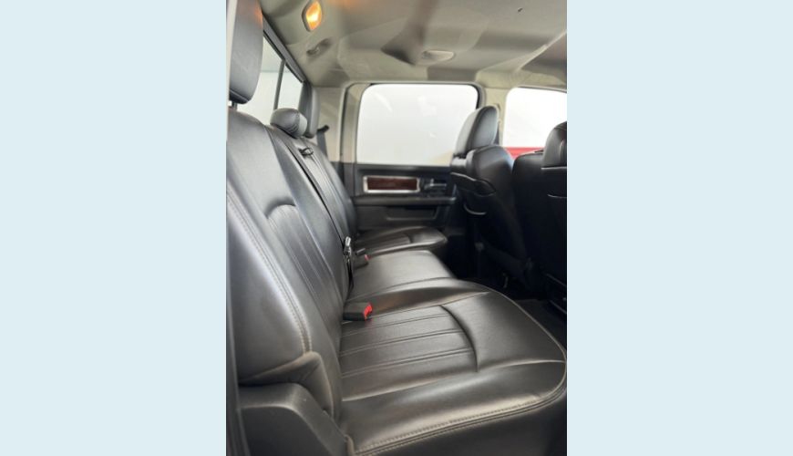 DODGE RAM 6.7 2500 LARAMIE 4X4 CD I6 TURBO DIESEL 4P AUT. - CINZA - 2012 Foto 5 (Grande)