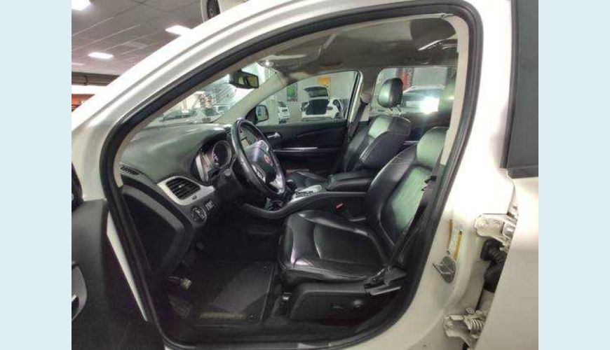 FIAT FREEMONT 2.4 16V PRECISION AUT. - BRANCO - 2015 Foto 5 (Grande)