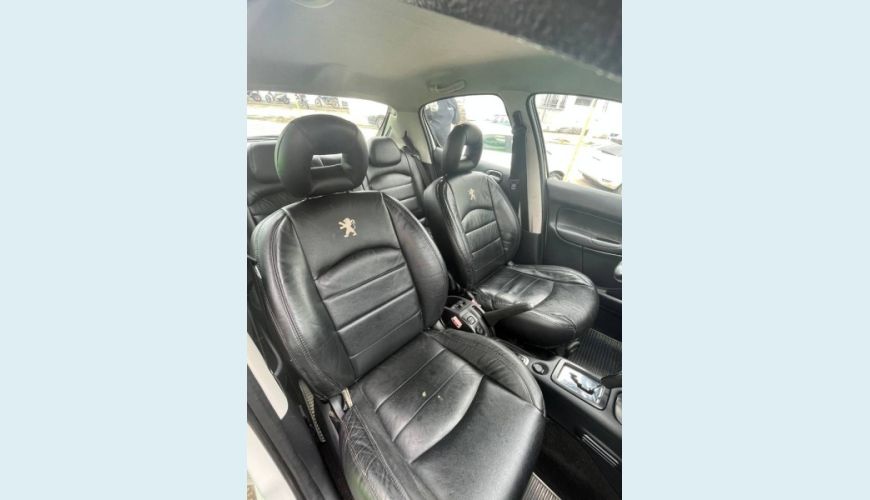 PEUGEOT 207 1.6 XS SW 16V FLEX 4P AUT. - BRANCO - 2013 Foto 5 (Grande)