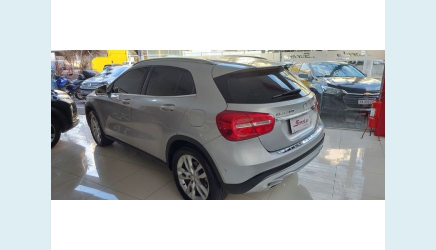 MERCEDES-BENZ GLA 200 1.6 CGI ADVANCE 16V TURBO FLEX 4P AUT. - N/D - 2016 Foto 5 (Grande)