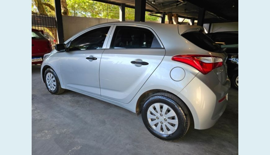 HYUNDAI HB 20 1.0 COMFORT 12V FLEX 4P MANUAL - N/D - 2017 Foto 5 (Grande)