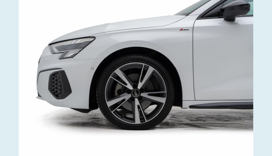AUDI A3 2.0 40 TFSI MHEV SEDAN PERFORMANCE BLACK S-TRONIC - BRANCO - 2022 Foto 5 (Grande)