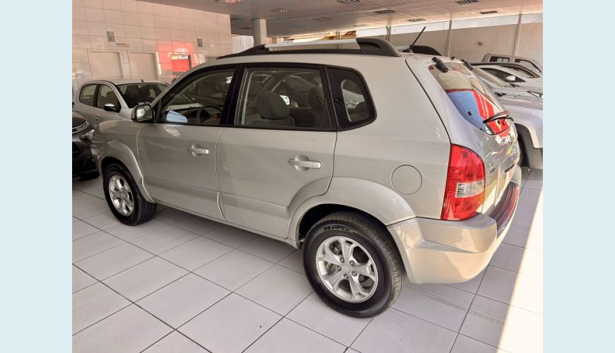 HYUNDAI TUCSON 2.0 MPFI GLS 16V 143CV 2WD 4P AUT. - PRATA - 2013 Foto 5 (Grande)