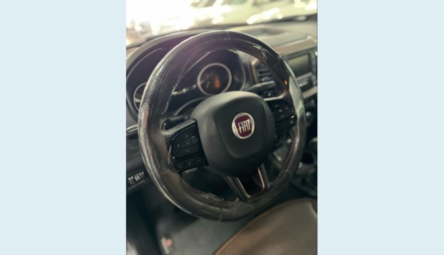 FIAT TORO 2.0 16V TURBO DIESEL RANCH 4WD AT9 - VERMELHO - 2019 Foto 5 (Grande)