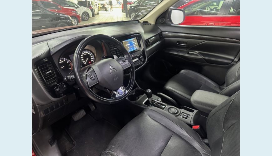 MITSUBISHI OUTLANDER 2.0 16V 4P AUT. - N/D - 2016 Foto 5 (Grande)