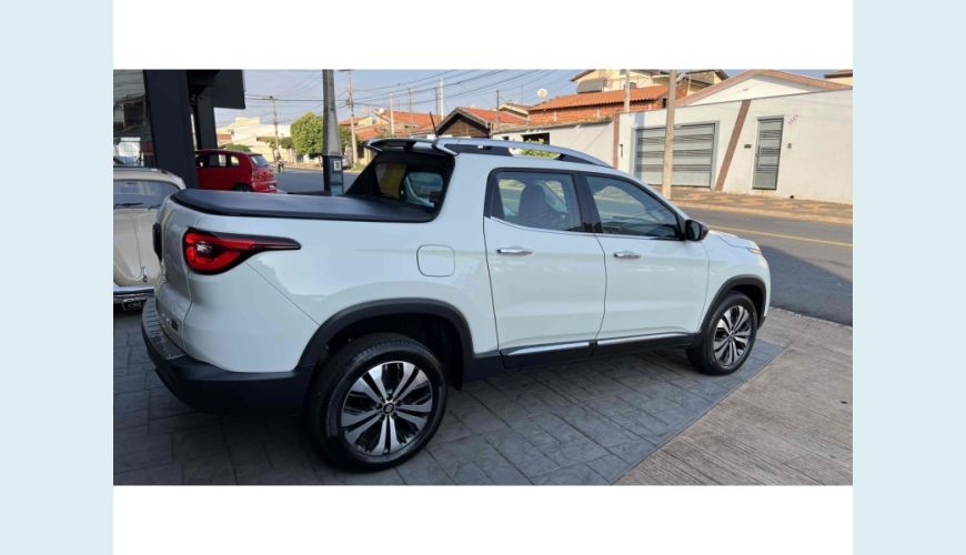 FIAT TORO 1.3 TURBO 270 FLEX VOLCANO AT6 - N/D - 2022 Foto 5 (Grande)