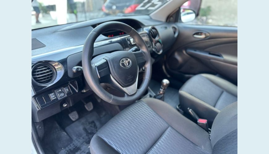 TOYOTA ETIOS 1.3 X 16V FLEX 4P MANUAL - N/D - 2020 Foto 5 (Grande)