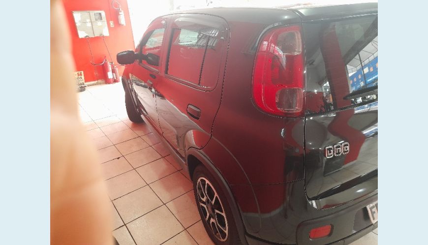 FIAT UNO SPORTING 1.4 EVO FIRE FLEX 8V 4P - PRETO - 2013 Foto 5 (Grande)