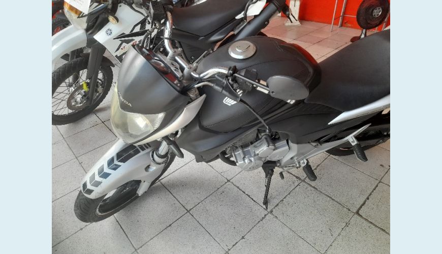 HONDA CB 300R/ 300R FLEX - PRATA - 2010 Foto 5 (Grande)