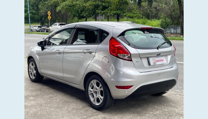 FORD NEW FIESTA SE 1.6 16V POWERSHIFT - PRATA - 2016 Foto 5 (Grande)