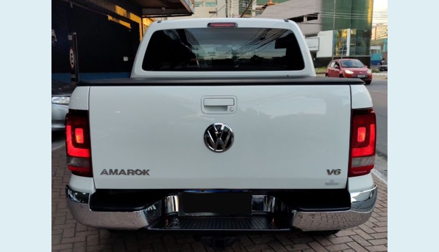 VOLKSWAGEN AMAROK HIGHLINE CD 3.0 4X4 TB DIES. AUT. - BRANCO - 2021 Foto 5 (Grande)