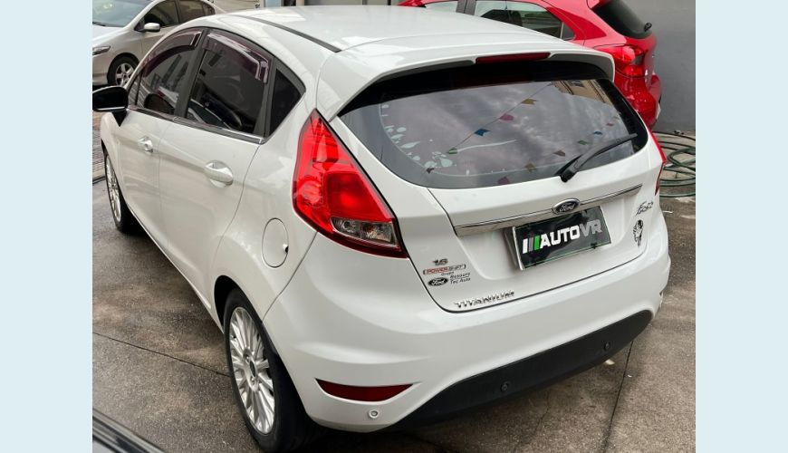 FORD FIESTA TIT./TIT.PLUS 1.6 16V FLEX AUT. - BRANCO - 2015 Foto 5 (Grande)