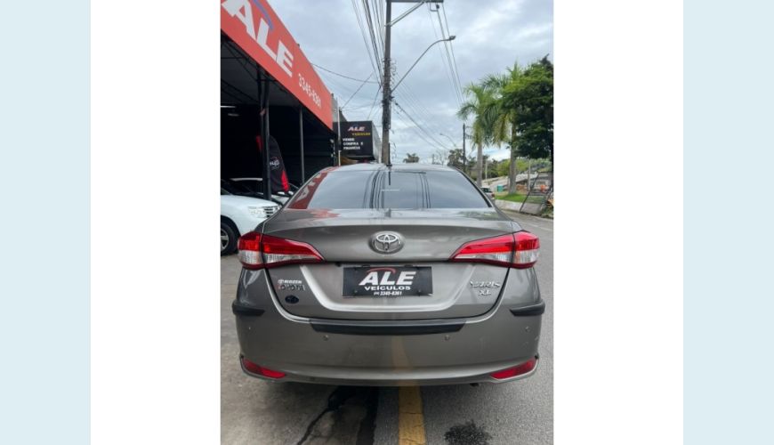 TOYOTA YARIS - CINZA - 2019 Foto 5 (Grande)