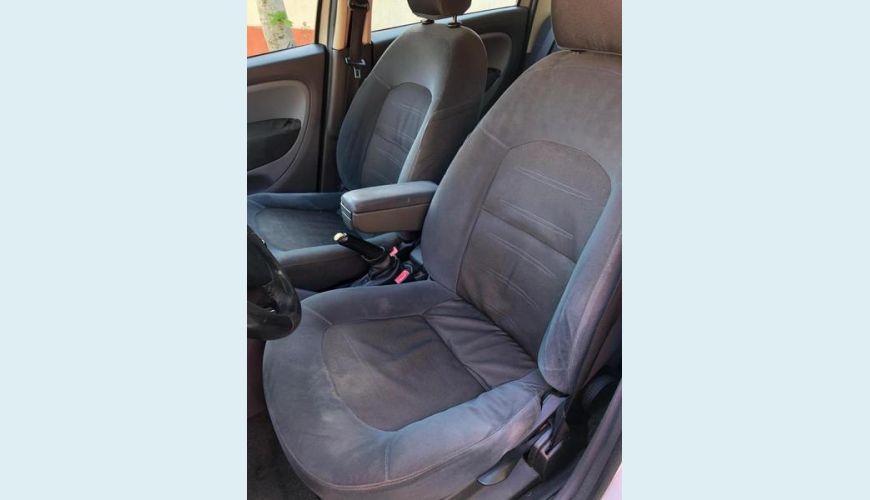 FIAT LINEA ESSENCE 1.8 - PRATA - 2013 Foto 5 (Grande)