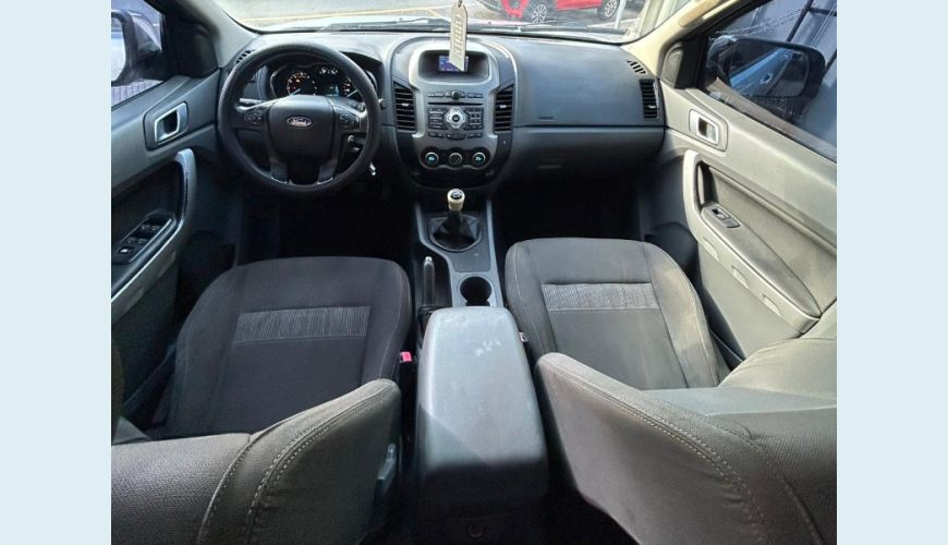 FORD RANGER XLT 2.5 16V 4X2 CD FLEX - CINZA - 2014 Foto 5 (Grande)
