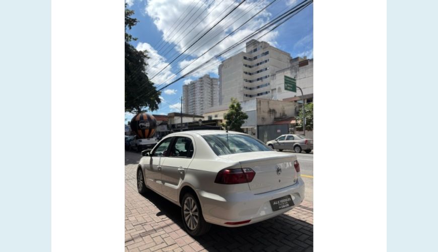 VOLKSWAGEN VOYAGE - BRANCO - 2015 Foto 5 (Grande)