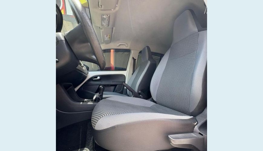 VOLKSWAGEN UP MOVE MB - BRANCO - 2017 Foto 5 (Grande)