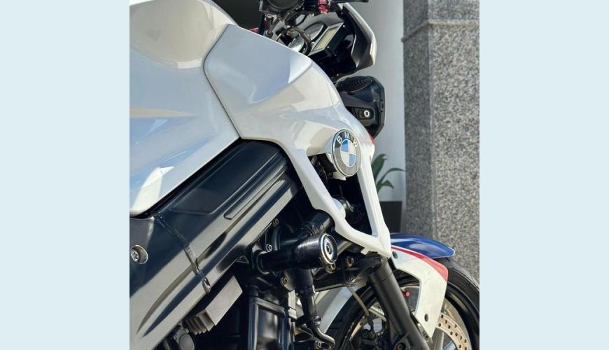 BMW F800 R - BRANCO - 2013 Foto 5 (Grande)