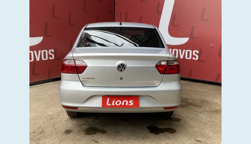 VOLKSWAGEN VOYAGE 1.6 TRENDLINE FLEX - PRATA - 2018 Foto 5 (Grande)