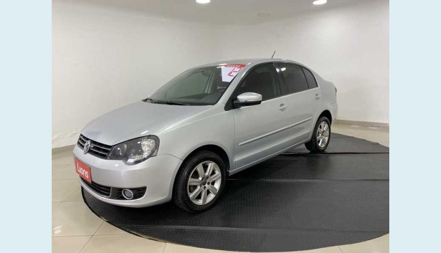 VOLKSWAGEN POLO SEDAN COMFORTLINE 1.6 8V I-MOTION FLEX AUT. - PRATA - 2012 Foto 5 (Grande)
