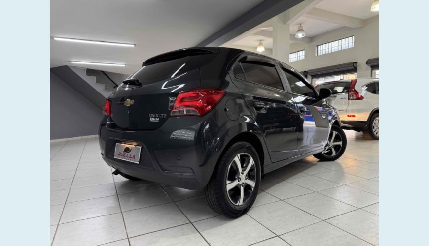 CHEVROLET ONIX - CINZA - 2017 Foto 5 (Grande)
