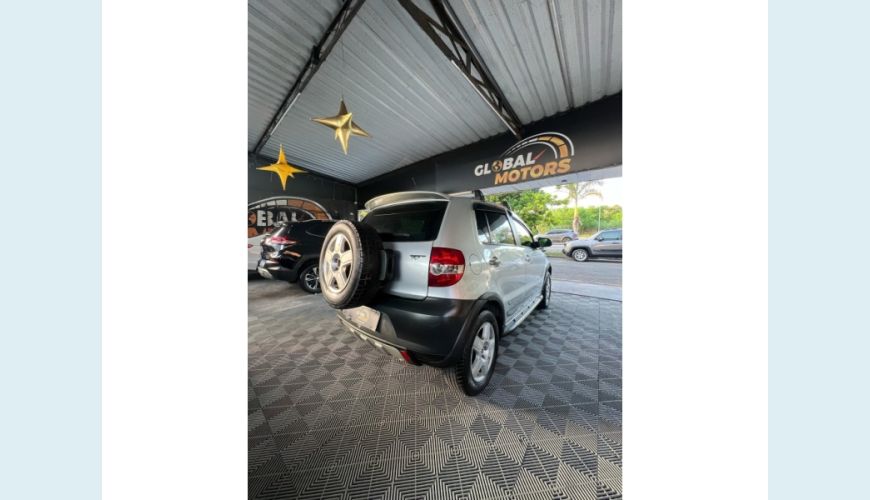 VOLKSWAGEN CROSSFOX - PRATA - 2009 Foto 5 (Grande)