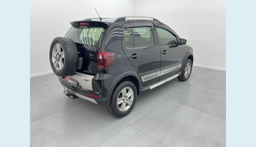 VOLKSWAGEN CROSSFOX GII - PRETO - 2011 Foto 5 (Grande)