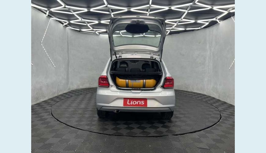 VOLKSWAGEN GOL 1.6 - PRATA - 2020 Foto 5 (Grande)