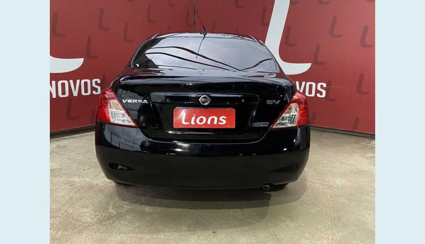 NISSAN VERSA 1.6 16V SL FLEX - PRETO - 2014 Foto 5 (Grande)