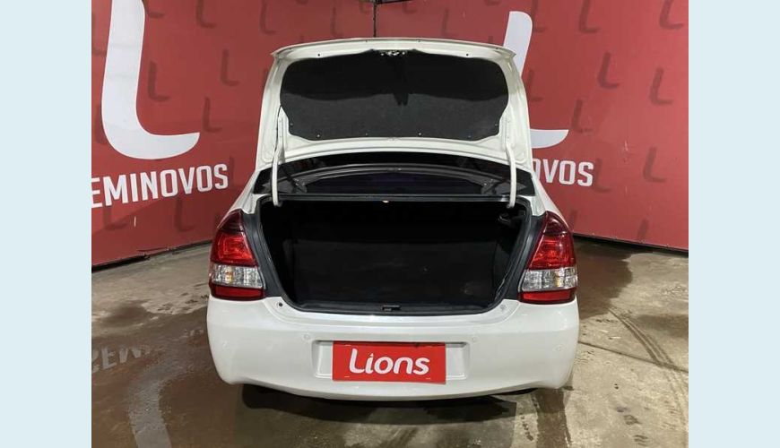 TOYOTA ETIOS SEDAN XLS 1.5 FLEX - BRANCO - 2015 Foto 5 (Grande)