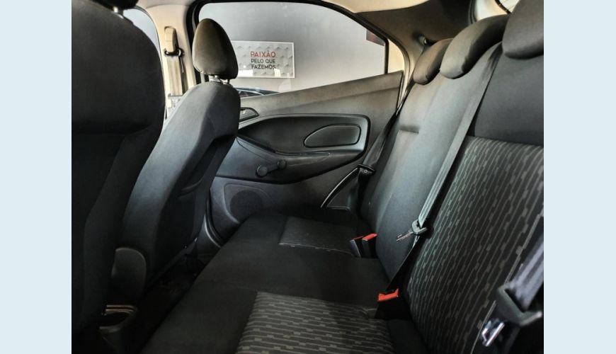 FORD KA 1.5 SE PLUS 12V FLEX 5P MEC. - BRANCO - 2020 Foto 5 (Grande)