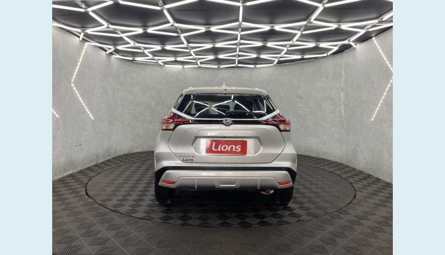 NISSAN KICKS SENSE 1.6 FLEX AUT. - PRATA - 2022 Foto 5 (Grande)