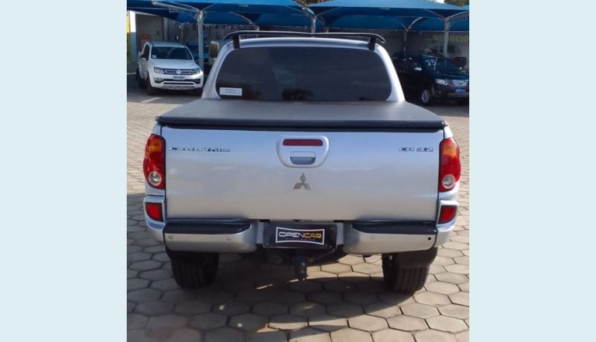 MITSUBISHI L200 3.2 HPE 4X4 CD 16V TURBO INTERCOOLER DIESEL 4P AUT. - PRATA - 2009 Foto 5 (Grande)