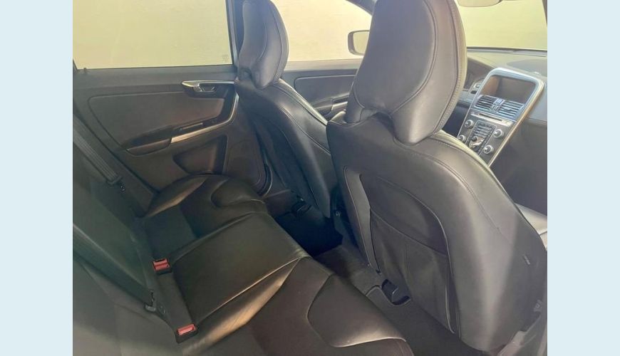 VOLVO XC 60 2.0 T6 INS - BRANCO - 2016 Foto 5 (Grande)