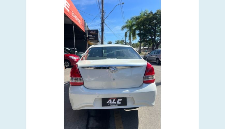 TOYOTA ETIOS - BRANCO - 2018 Foto 5 (Grande)