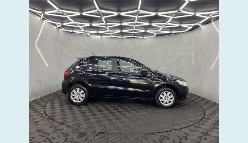 VOLKSWAGEN GOL NOVO 1.0 TEC FLEX 4P - PRETO - 2013 Foto 5 (Grande)