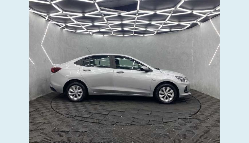 CHEVROLET ONIX PLUS LT 1.0 - PRATA - 2023 Foto 5 (Grande)