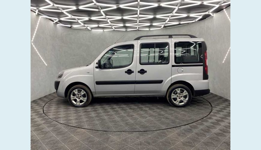 FIAT DOBLO ESSENCE 1.8 16V FLEX - PRATA - 2020 Foto 5 (Grande)