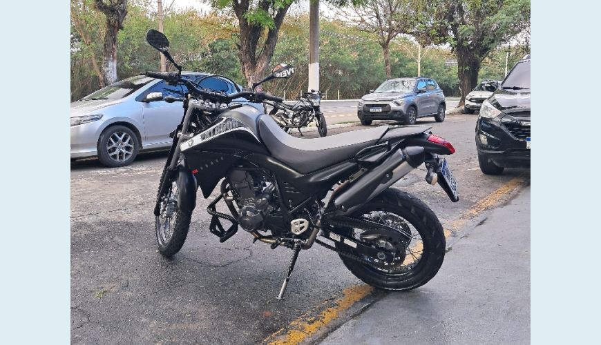 YAMAHA XT 660 R - PRETO - 2012 Foto 5 (Grande)