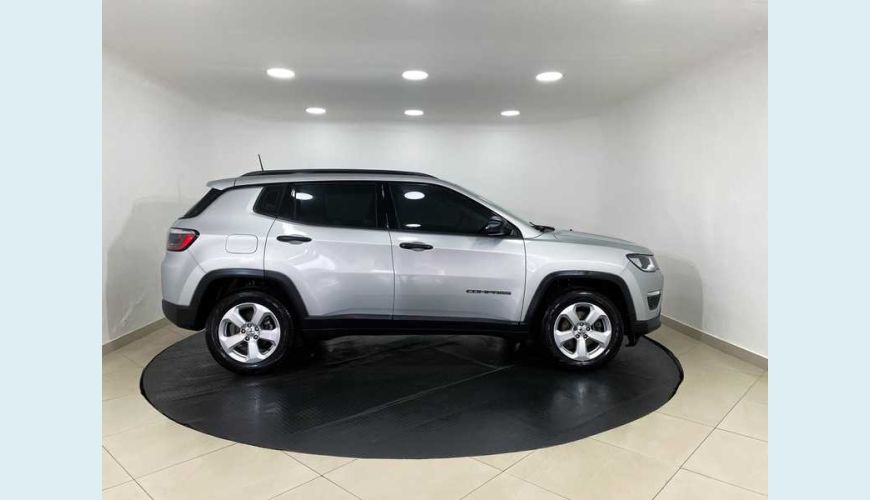 JEEP COMPASS 2.0 SPORT 4X2 AUT. FLEX - PRATA - 2018 Foto 5 (Grande)