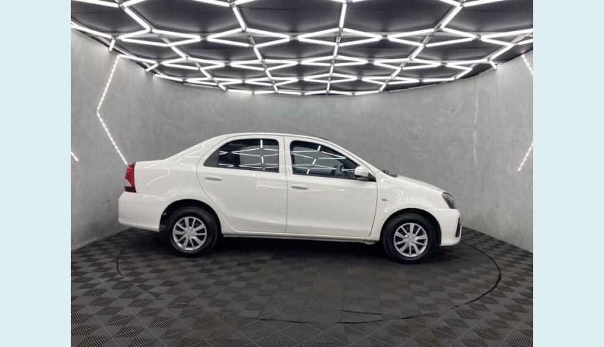 TOYOTA ETIOS SEDAN X 1.5 FLEX - BRANCO - 2020 Foto 5 (Grande)