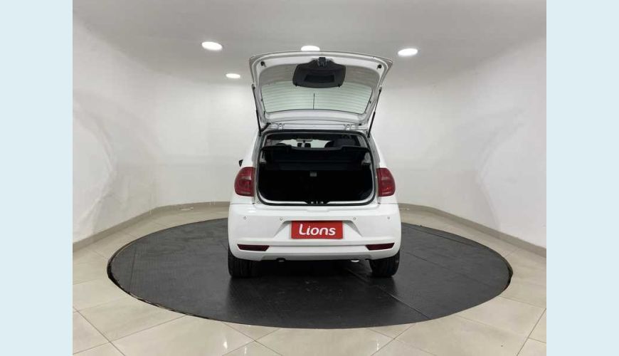 VOLKSWAGEN FOX 1.6 VHT FLEX - BRANCO - 2014 Foto 5 (Grande)