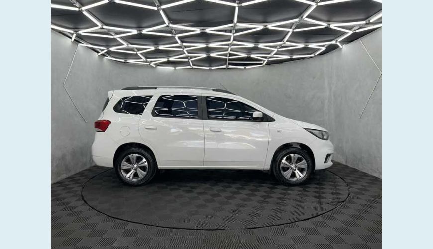 CHEVROLET SPIN PREMIER 1.8 (AUT.) - BRANCO - 2023 Foto 5 (Grande)