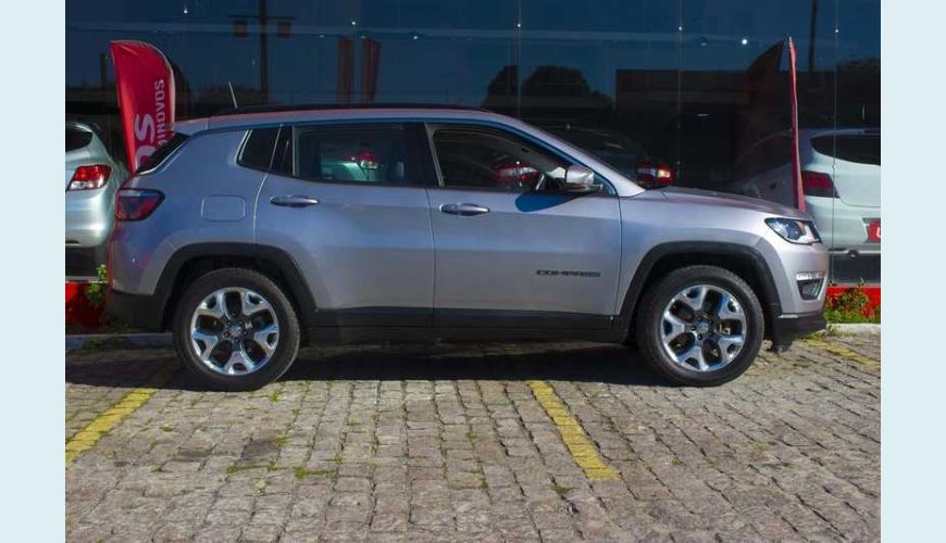 JEEP COMPASS 2.0 LONGITUDE 4X2 AUT. FLEX - PRATA - 2019 Foto 5 (Grande)