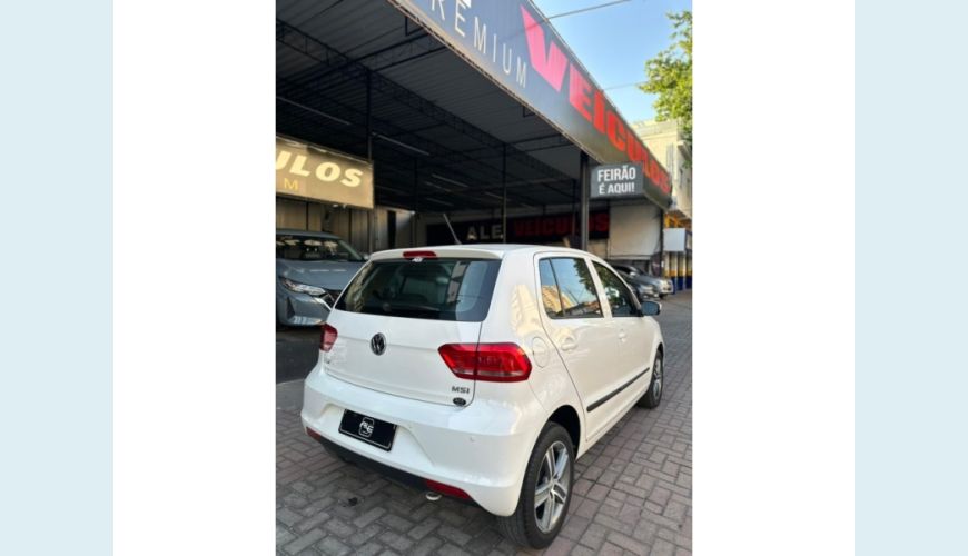VOLKSWAGEN FOX - BRANCO - 2016 Foto 5 (Grande)
